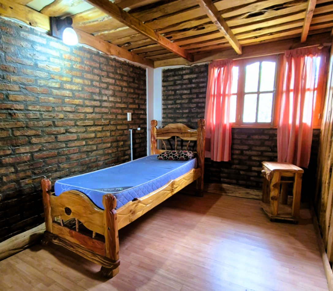 Casa en ALQUILER, vivienda permanente en Alumine